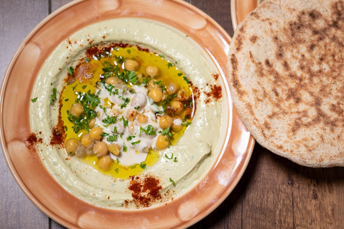 Classic Hummus Plate